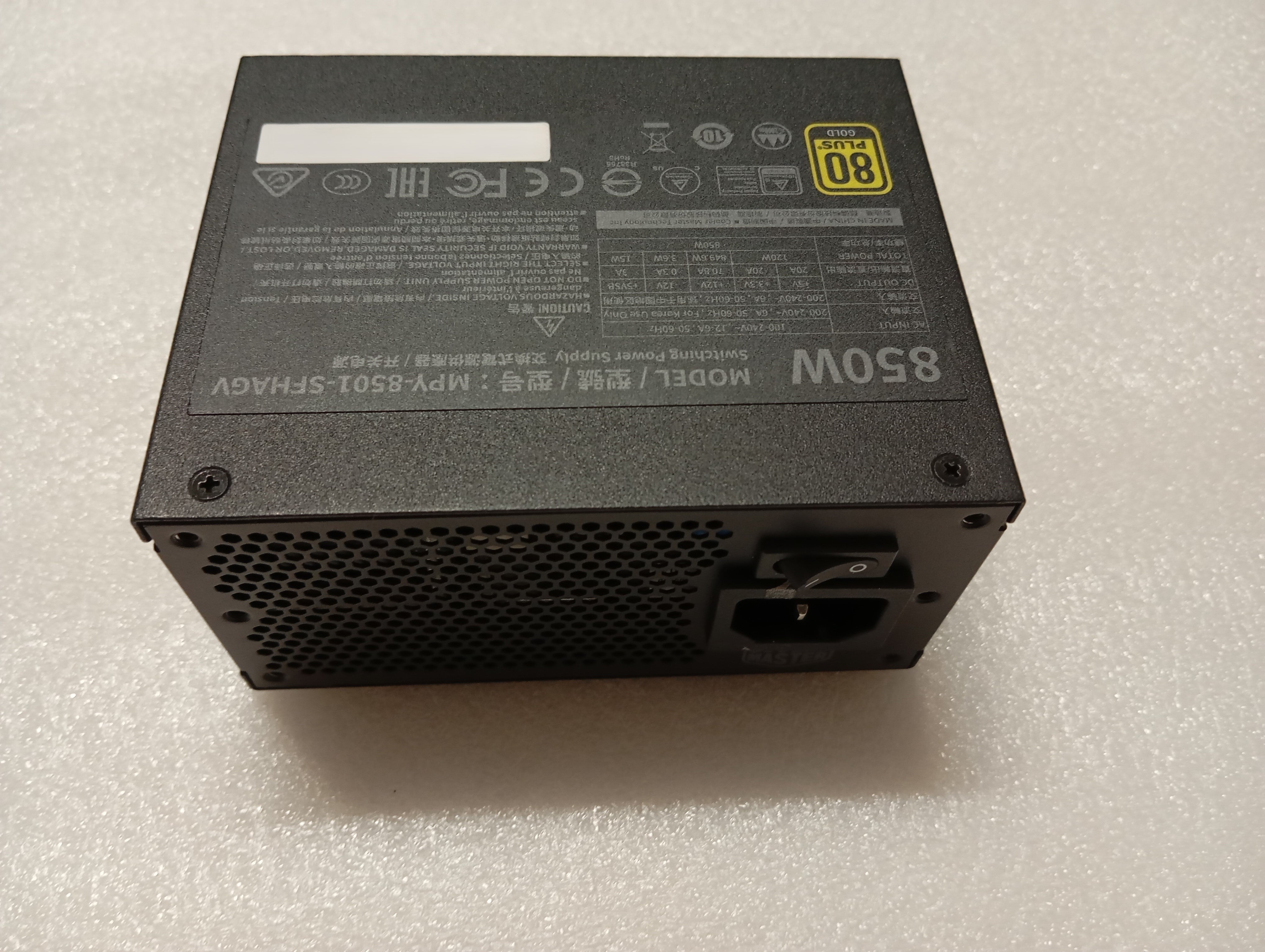 Refurbished Cooler Master V850 SFX Gold (EU-stekker) Refurbished Cooler Master V850 SFX Gold (EU-stekker)